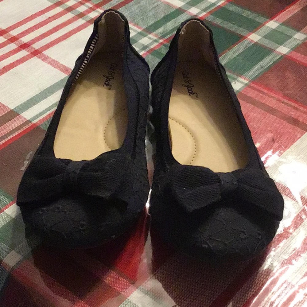 Girls slip one